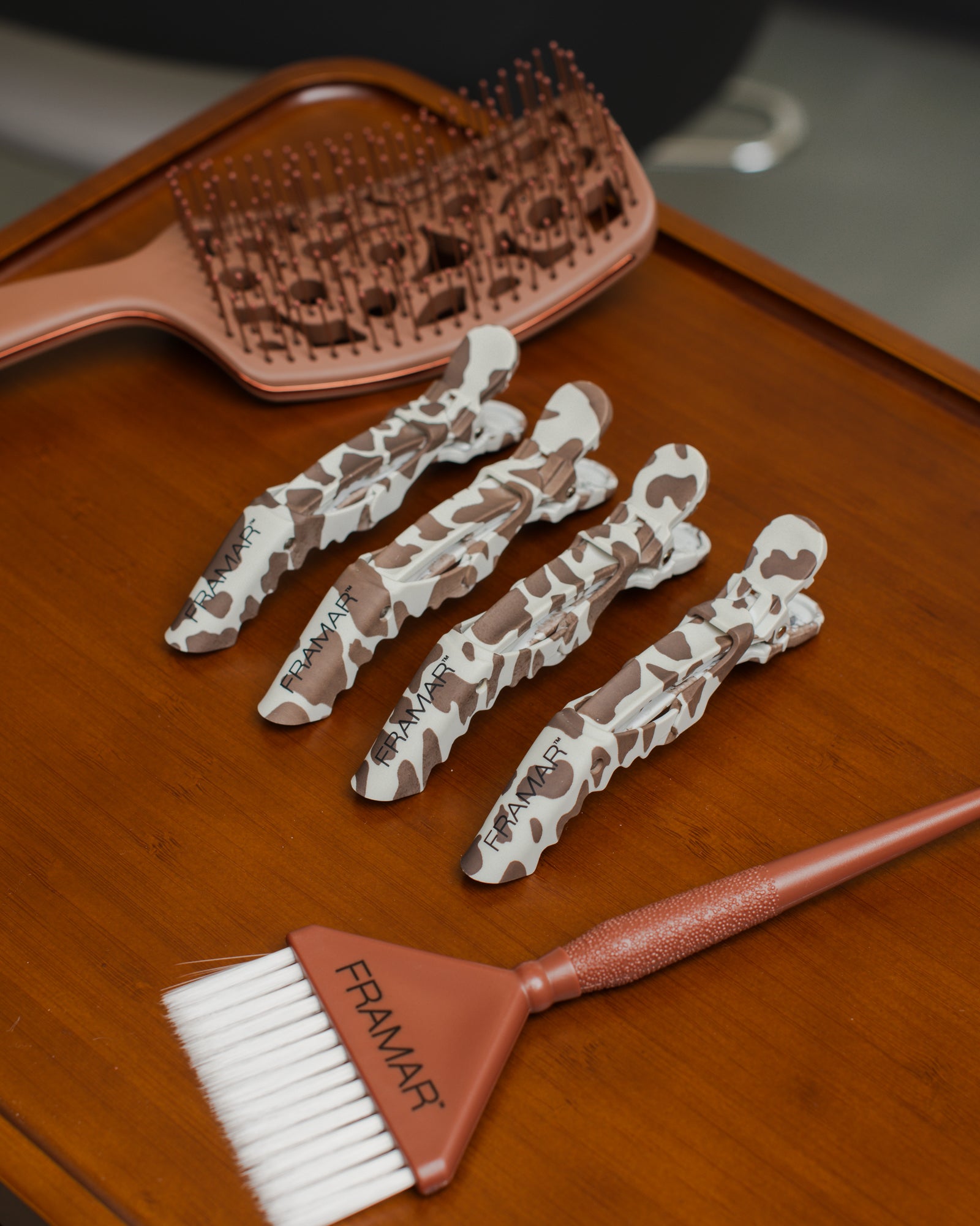 framar-gator-grip-clips-yeehaw-set-4-becchi-cow-print image 3