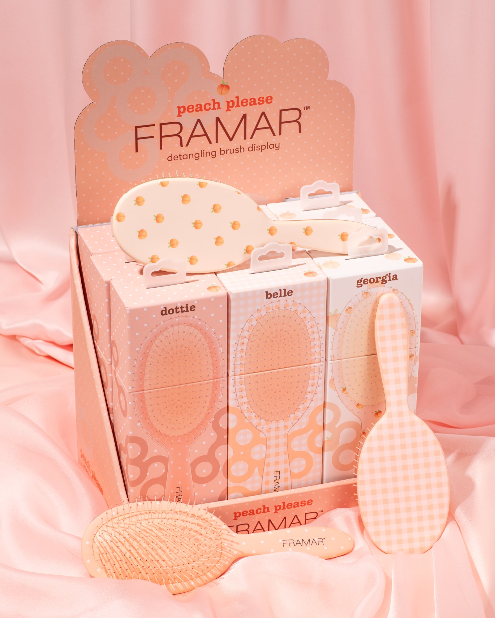 framar-peach-please-9pc-display-set-9-spazzole-districanti-georgia-dottie-belle image 3