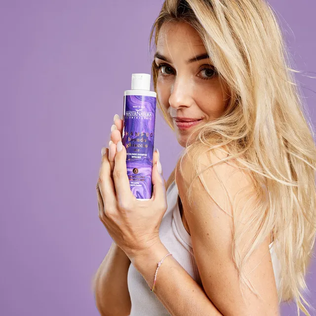 maternatura-shampoo-tonalizzante-biondo-ghiaccio-all-iris-per-biondi-e-decolorat image 1