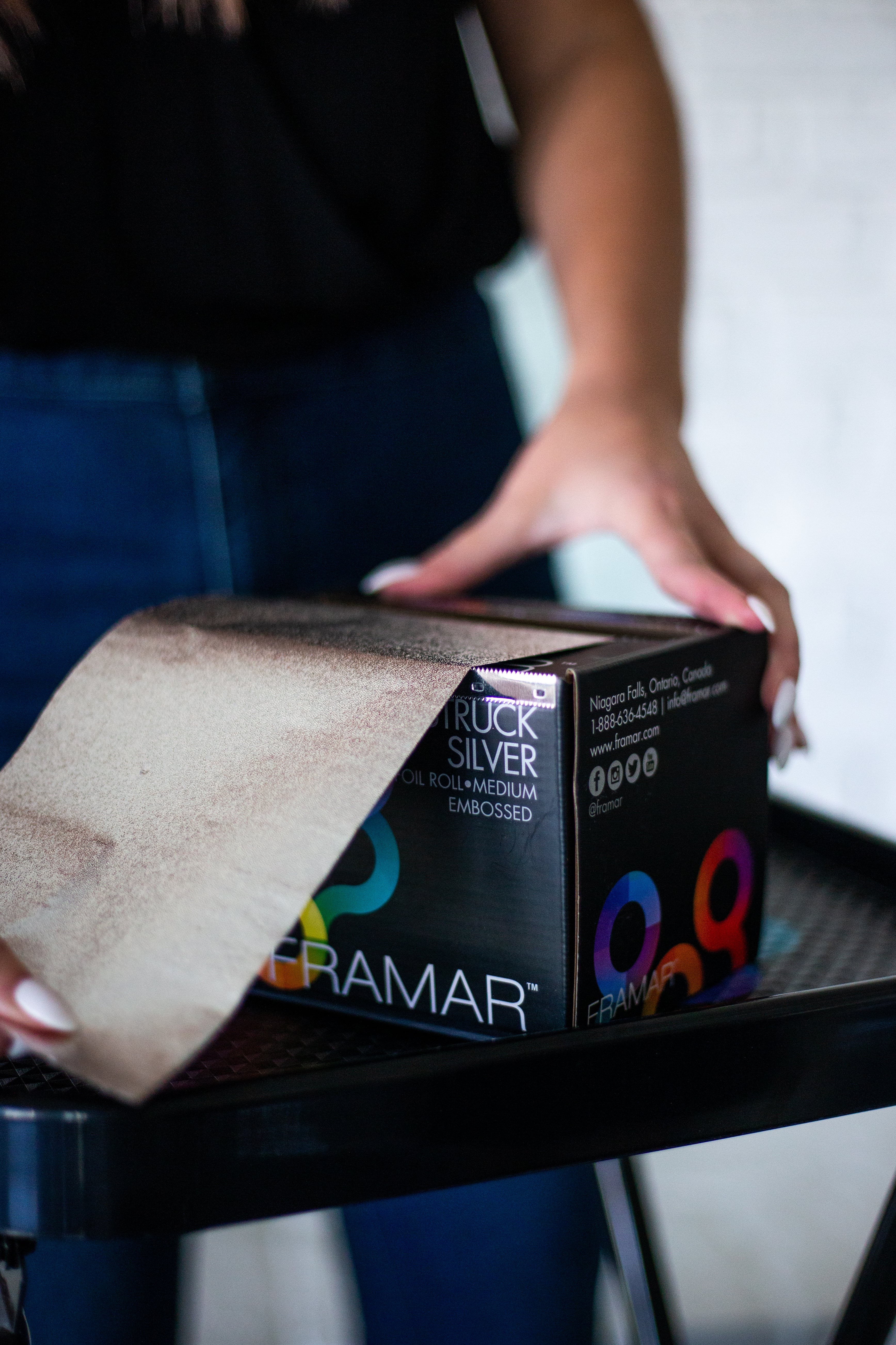 framar-star-struck-silver-foglio-alluminio-embossed-roll-medium-320-ft image 3