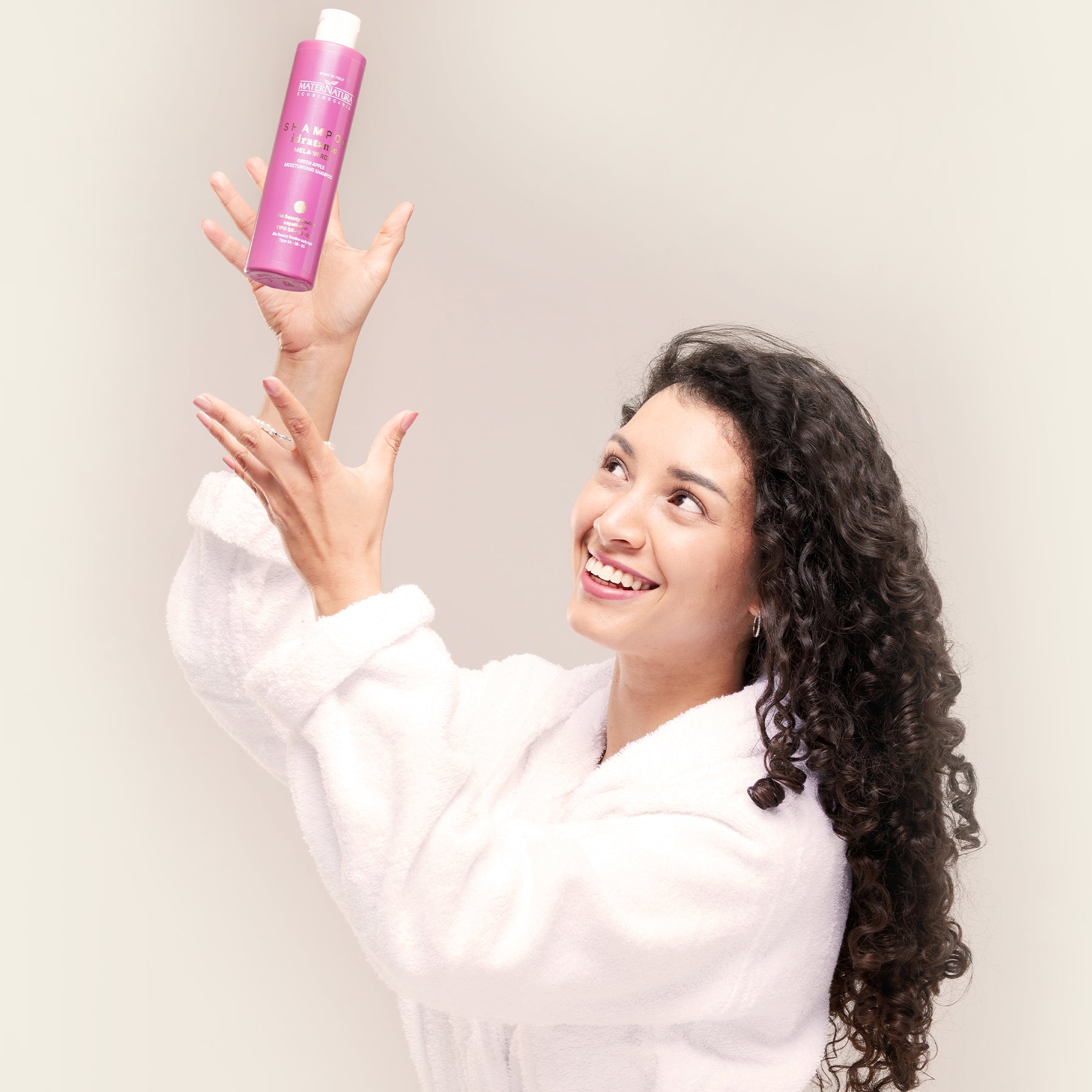 maternatura-shampoo-idratante-capelli-ricci-alla-mela-verde image 3