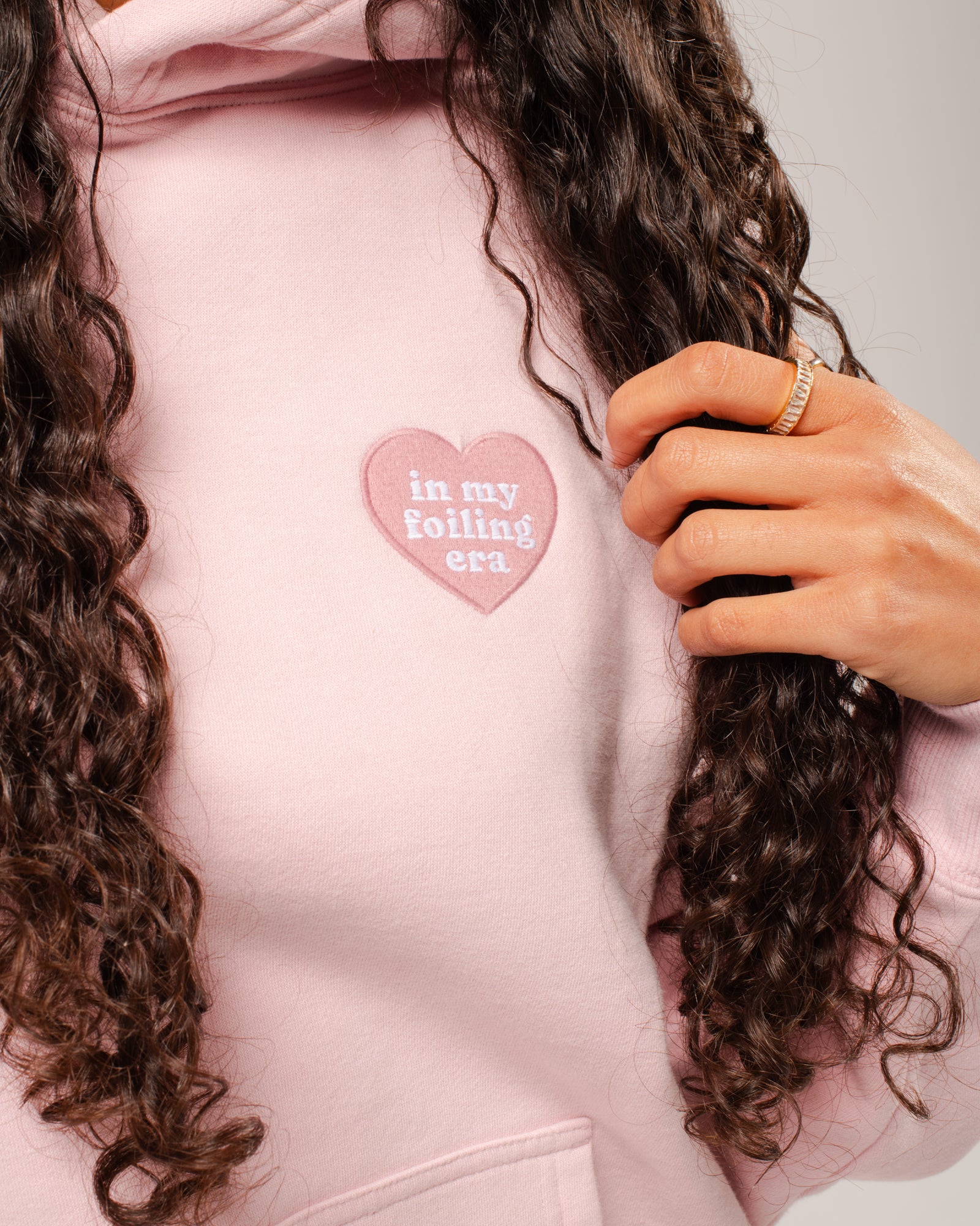framar-in-my-foiling-era-hoodie-felpa-limited-edition image 2