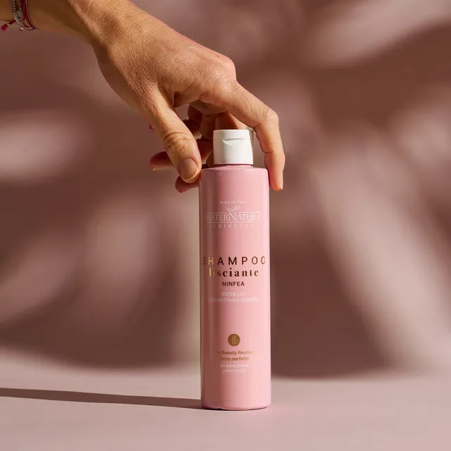 maternatura-shampoo-setificante-capelli-lisci-alla-ninfea-curly-girl-approved image 1