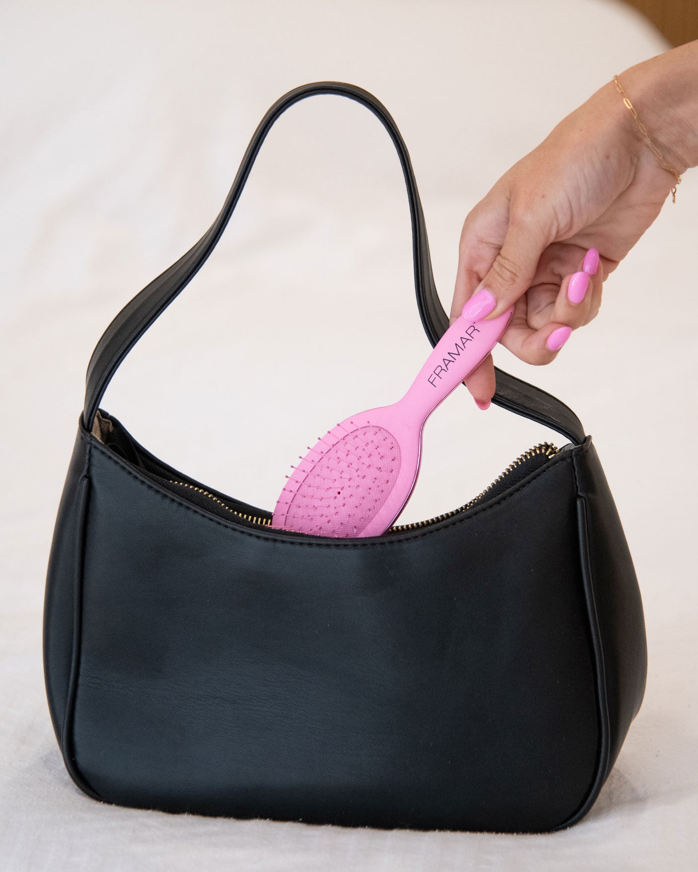 framar-mini-detangle-brush-pink-spazzola-districante-compatta image 5